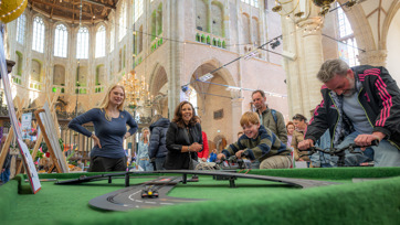 ©Keith Montgomery (LR) 46