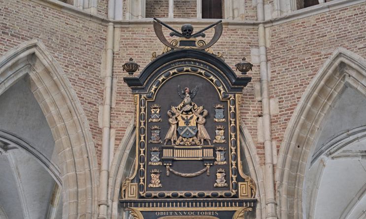 Spot 10 Grafbord Op Hoogkoor