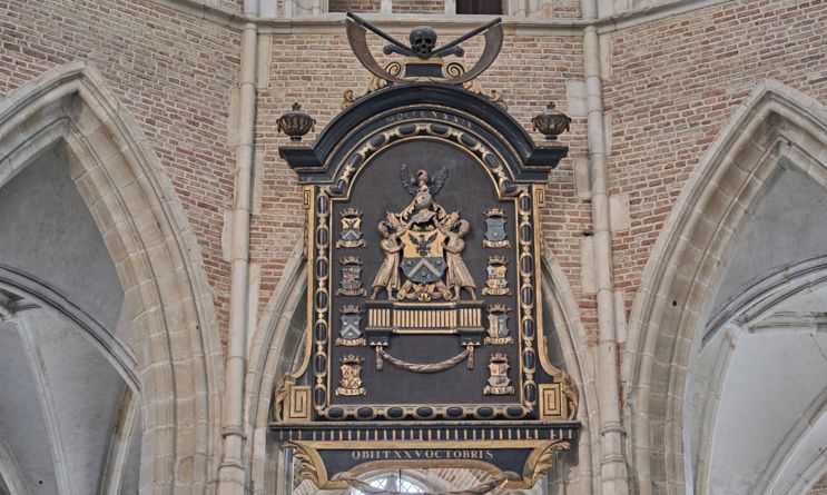 Spot 10 Grafbord Op Hoogkoor