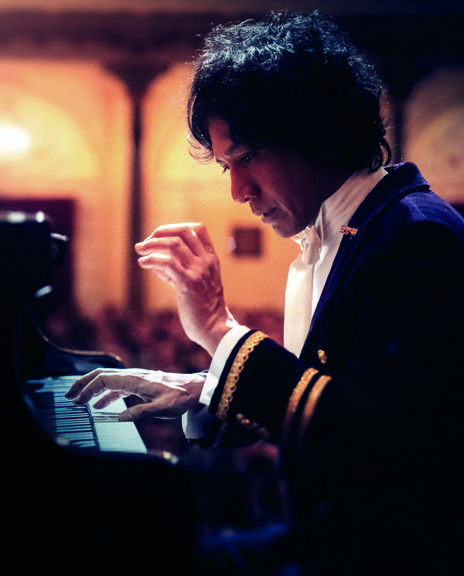 Wibi Soerjadi Jubileumconcert (Frank Doorhof) 1 (1)